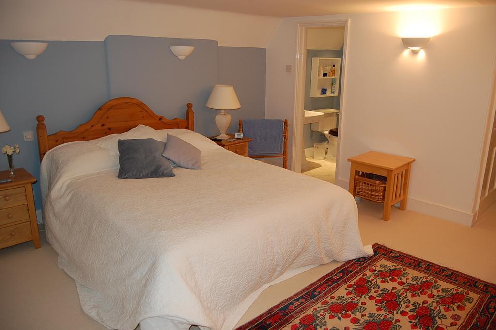 Bed and Breakfast Pickwick House à Stoke by Clare Chambre photo